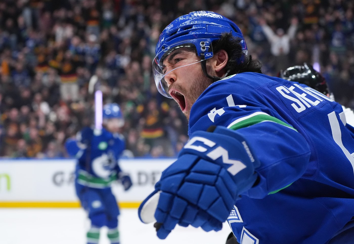 Feisty winger Kiefer Sherwood providing big offence, big hits for Vancouver Canucks | iNFOnews.ca