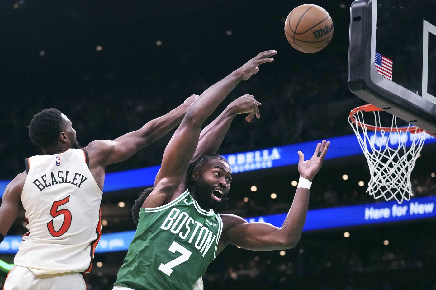 NBA fines Celtics' Jaylen Brown $25,000 after his throat-slash gesture against Detroit | iNFOnews.ca