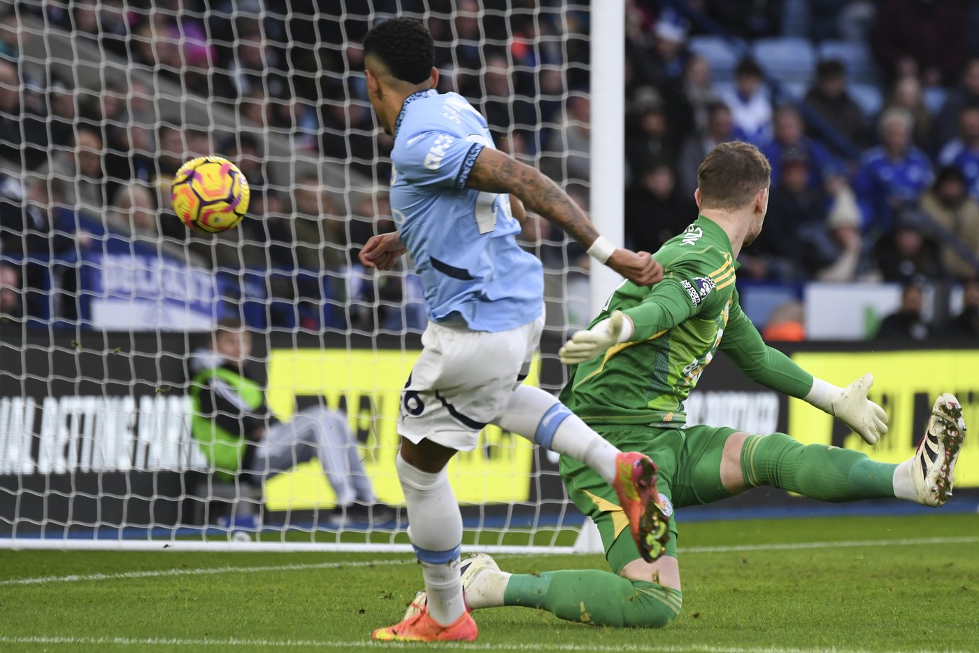 Feels like 1979: Nottingham Forest moves into 2nd place behind rampant Liverpool in Premier League | iNFOnews.ca Feels like 1979: Nottingham Forest moves into 2nd place behind rampant Liverpool in Premier League | iNFOnews.ca