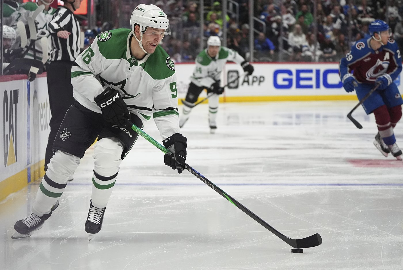 Mikko Rantanen is settling in as a Star, and now really on other side after goal against the Avs | iNFOnews.ca