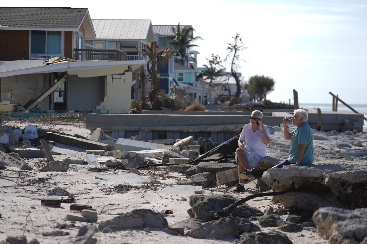 Florida neighbors band together to recover after one-two punch from hurricanes Helene and Milton | iNFOnews.ca