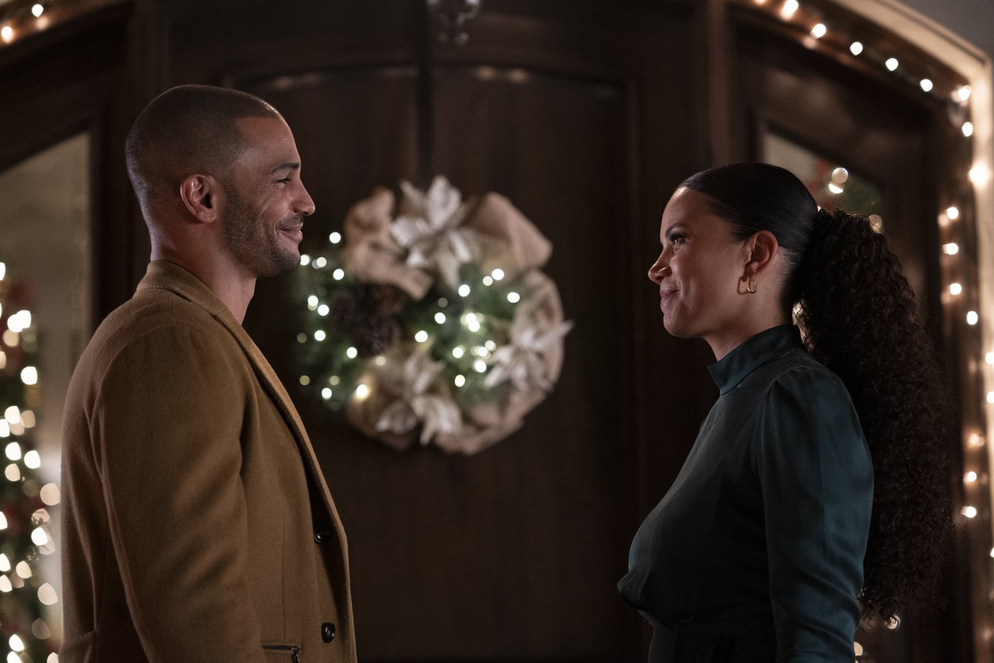 10 options from Santa's big bag of Christmas TV programming | iNFOnews.ca