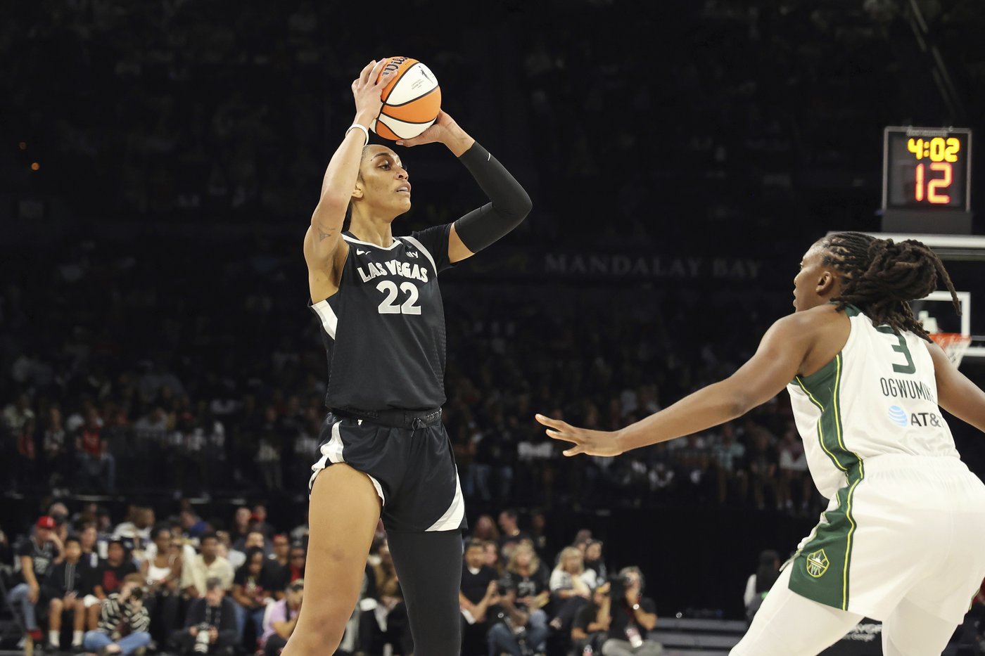 WNBA semifinals feature marquee players, a finals rematch and teams looking for first titles | iNFOnews.ca WNBA semifinals feature marquee players, a finals rematch and teams looking for first titles | iNFOnews.ca