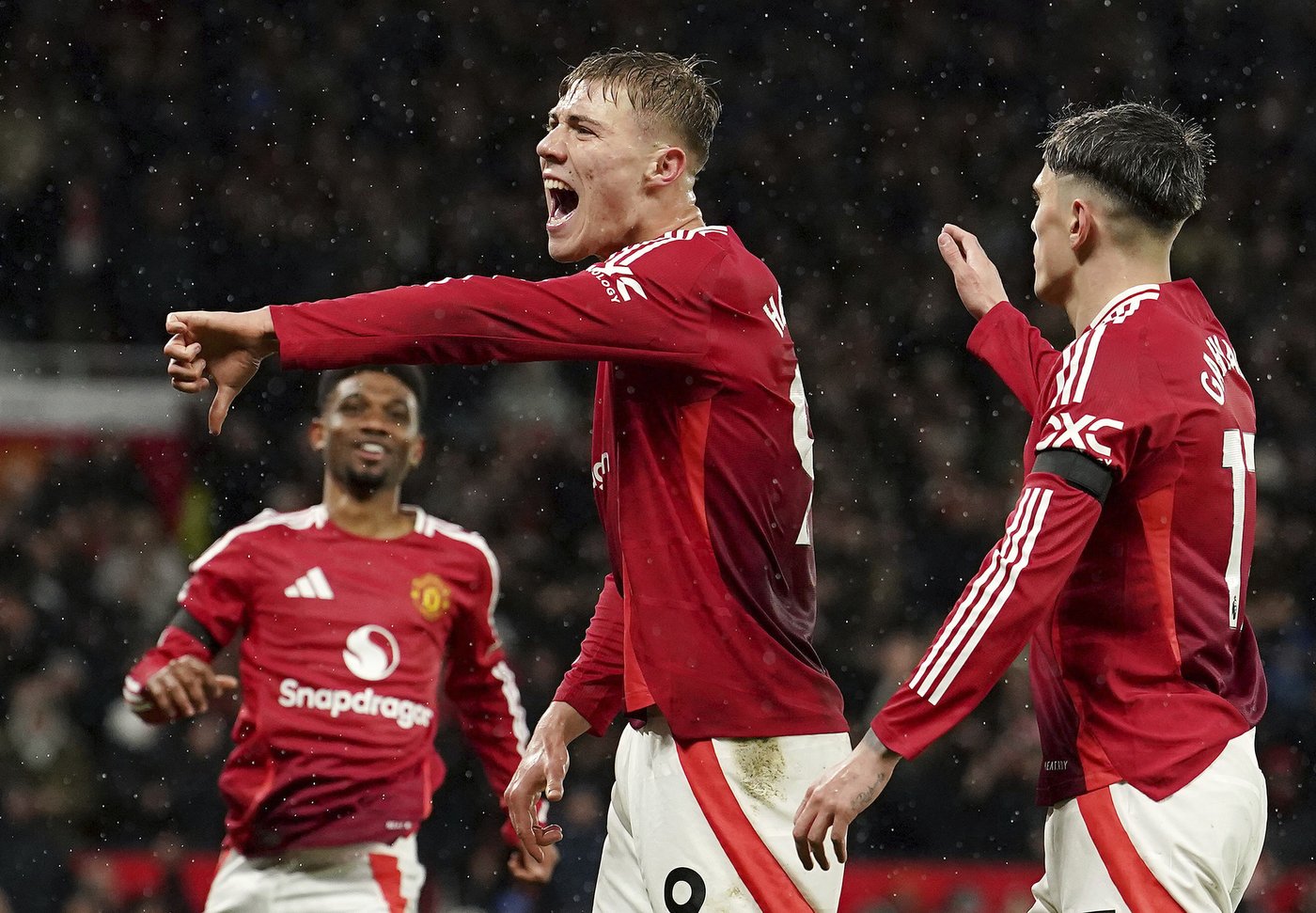 Man City drops more points after draw with Crystal Palace and Man United loses again | iNFOnews.ca Man City drops more points after draw with Crystal Palace and Man United loses again | iNFOnews.ca