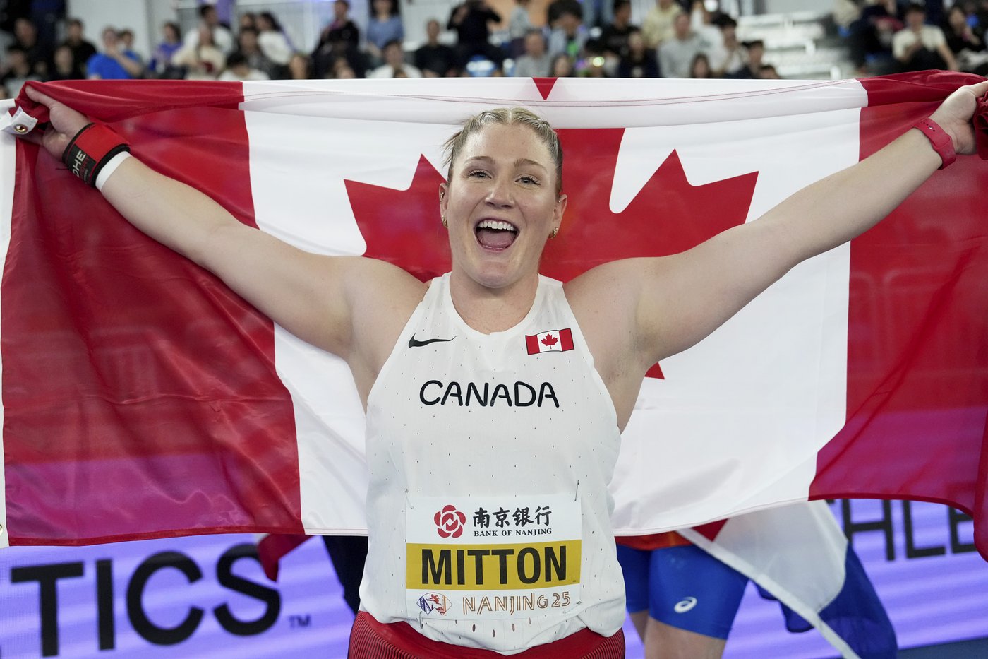 Canada's Mitton wins shot put gold at world indoor track and field championships | iNFOnews.ca