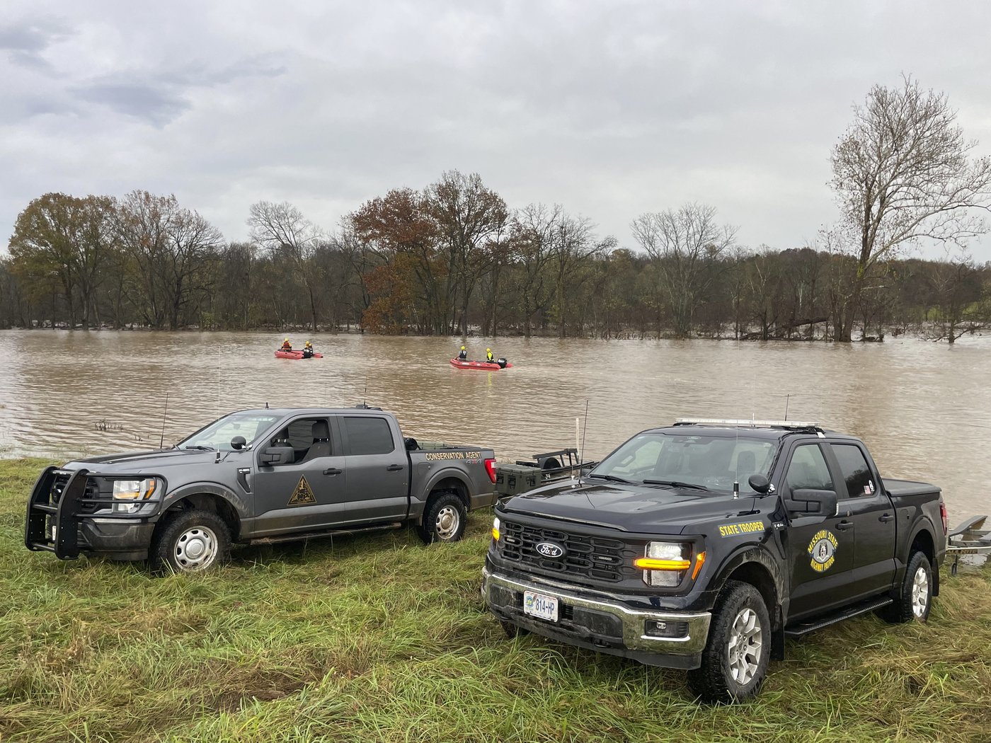 Volunteer poll workers drown on a flood-washed highway in rural Missouri on Election Day | iNFOnews.ca Volunteer poll workers drown on a flood-washed highway in rural Missouri on Election Day | iNFOnews.ca