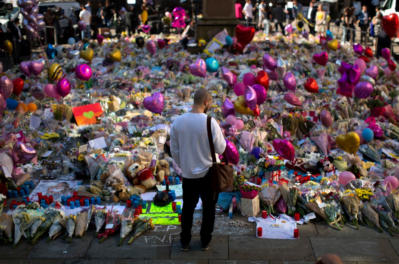 Manchester knows from bitter experience that it takes unity to survive a terror attack | iNFOnews.ca