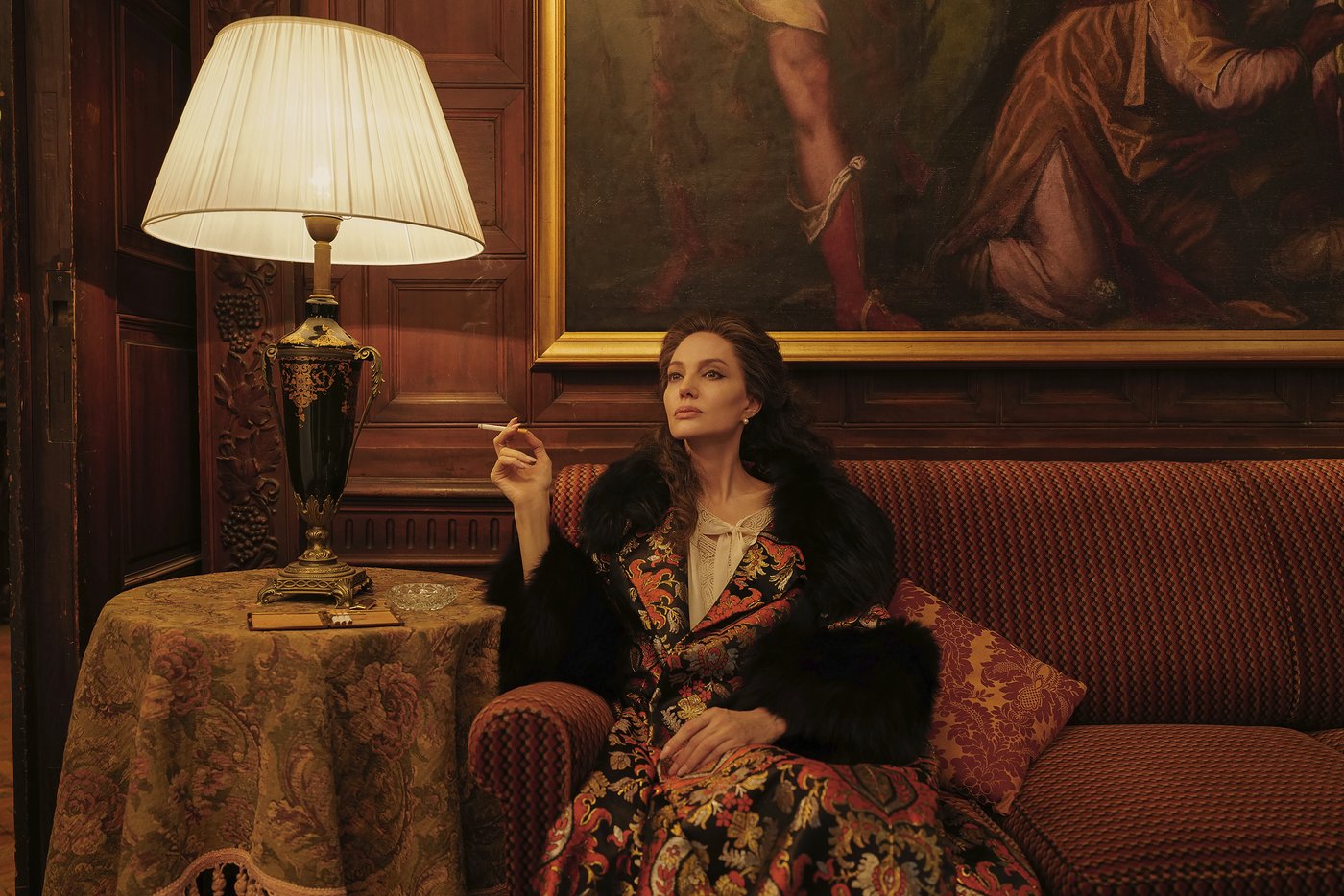 To play Maria Callas, Angelina Jolie had to learn how to breathe again | iNFOnews.ca To play Maria Callas, Angelina Jolie had to learn how to breathe again | iNFOnews.ca