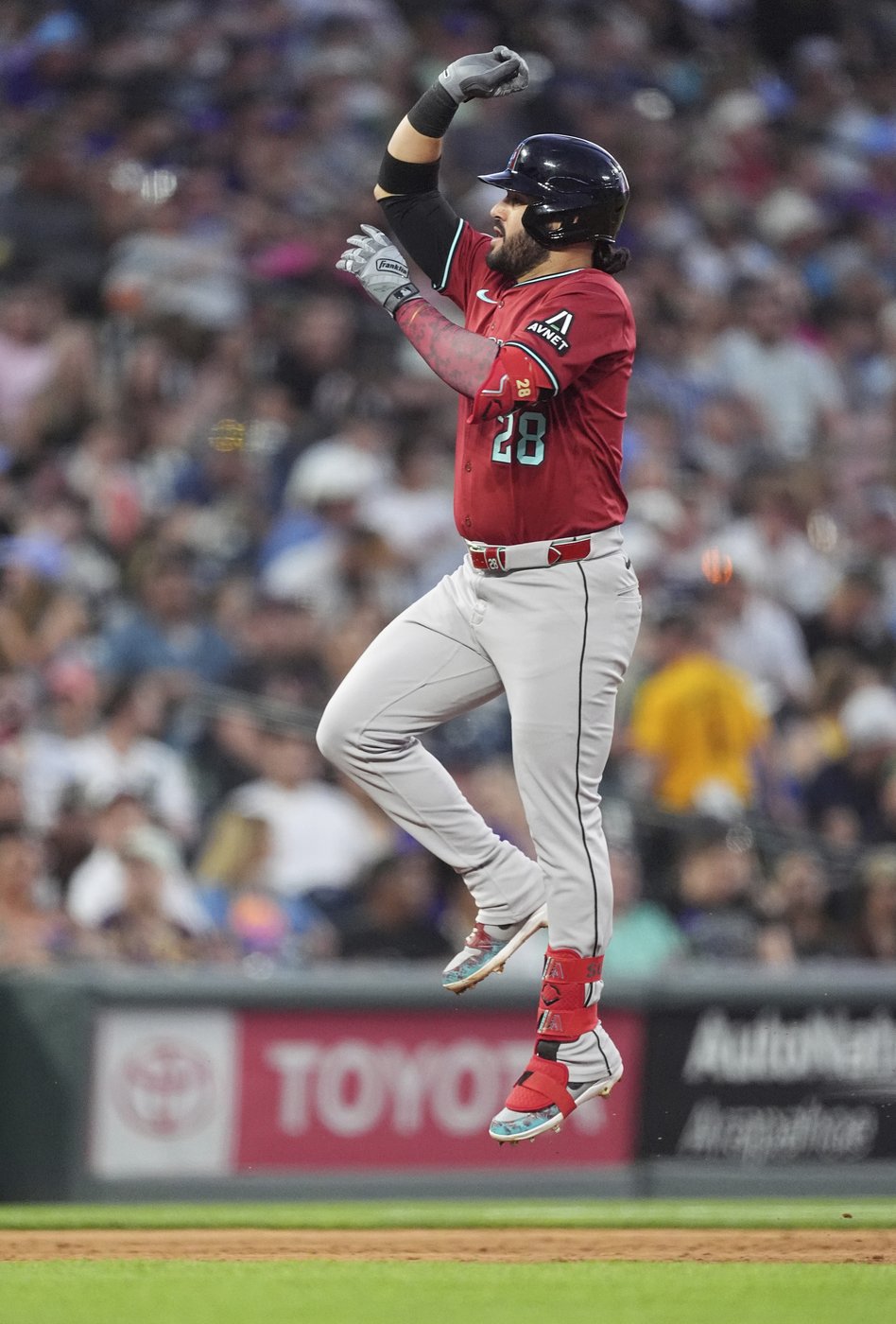 Eugenio Suárez homers in consecutive innings for Diamondbacks to reach 300 for his career | iNFOnews.ca Eugenio Suárez homers in consecutive innings for Diamondbacks to reach 300 for his career | iNFOnews.ca