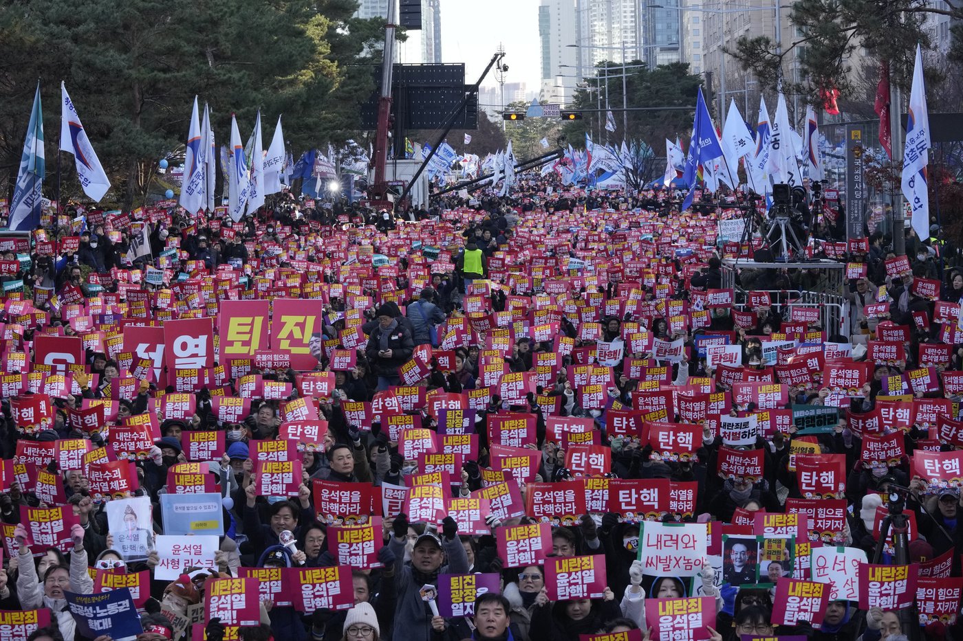 South Korean prosecutors detain ex-defense chief over martial law imposition | iNFOnews.ca South Korean prosecutors detain ex-defense chief over martial law imposition | iNFOnews.ca