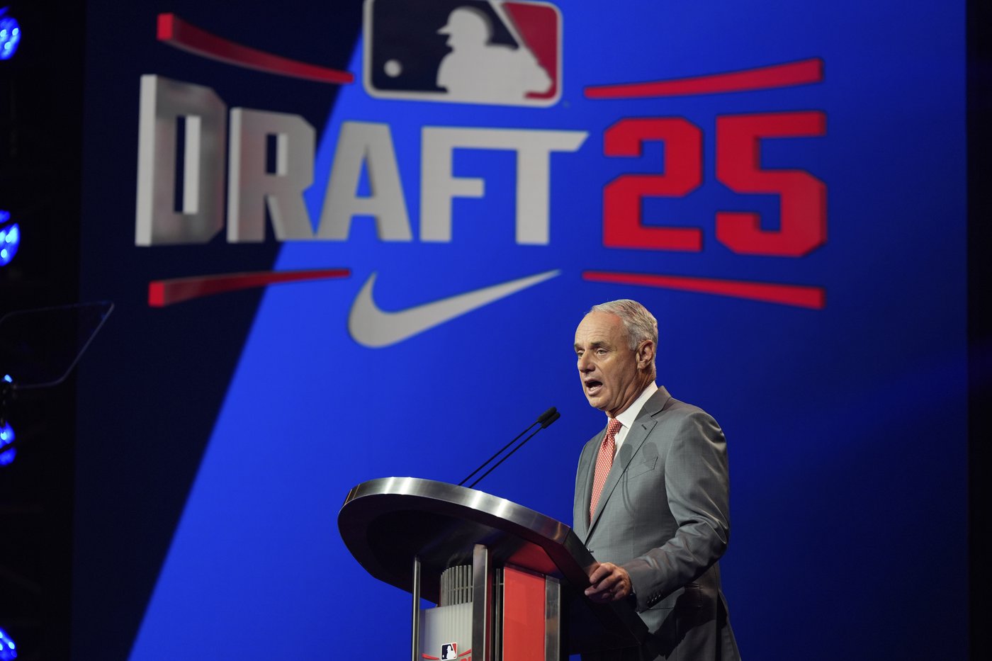 Blue Jays pick shortstop JoJo Parker with eighth pick in MLB draft | iNFOnews.ca