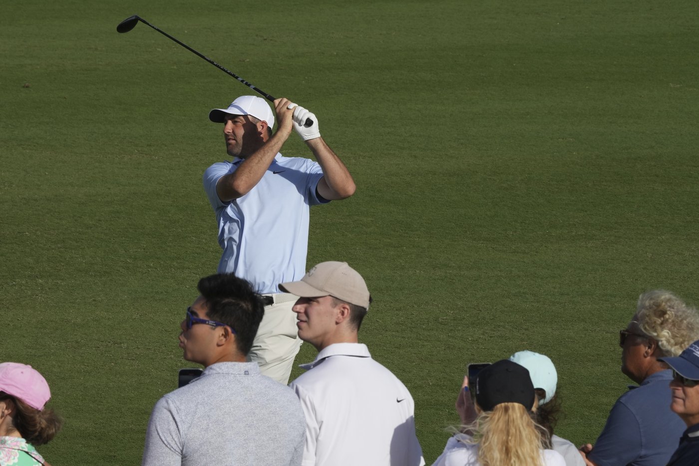 Justin Thomas with big drives and a few big putts takes 1-shot lead over Scheffler in the Bahamas | iNFOnews.ca Justin Thomas with big drives and a few big putts takes 1-shot lead over Scheffler in the Bahamas | iNFOnews.ca