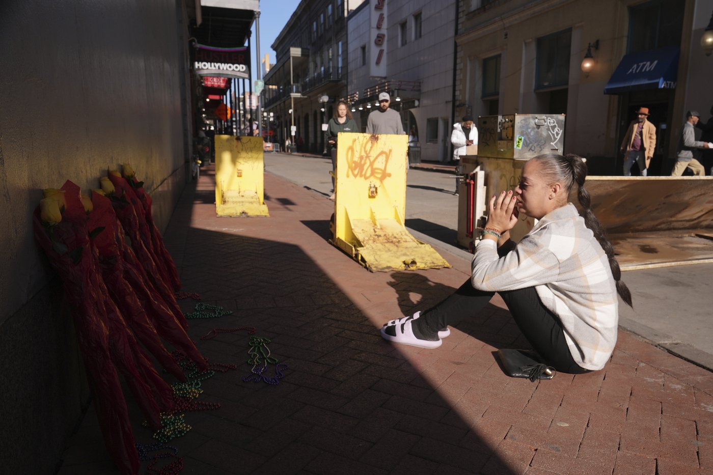 New Orleans inches toward normalcy while mourning victims of deadly New Year’s rampage | iNFOnews.ca New Orleans inches toward normalcy while mourning victims of deadly New Year’s rampage | iNFOnews.ca