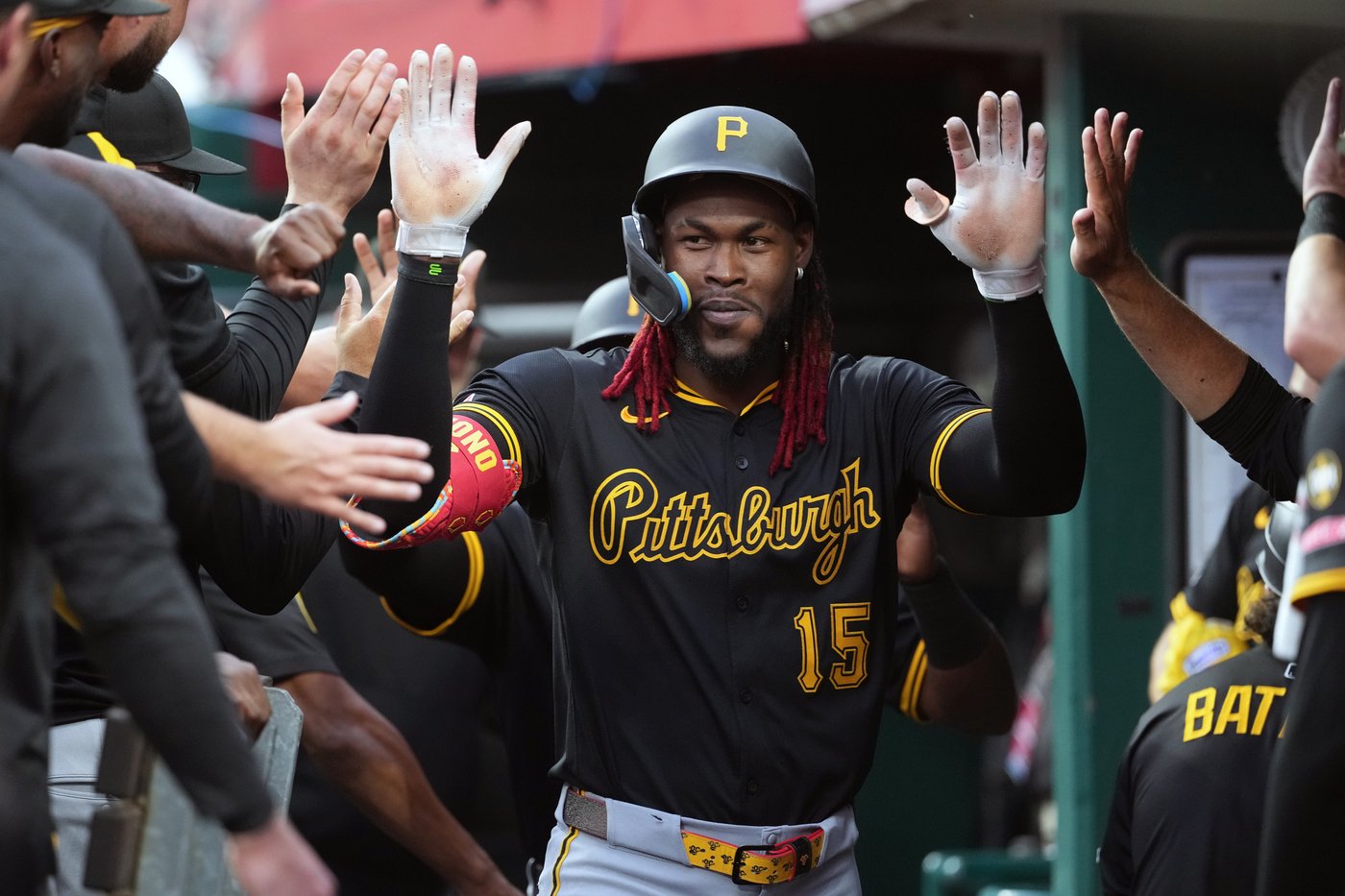 Oneil Cruz's 2-run homer helps Pirates snap Reds' 5-game win streak with 4-2 victory | iNFOnews.ca
