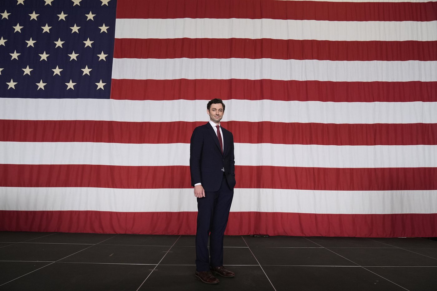 Balancing Trump criticism and bipartisanship, Democrat Jon Ossoff walks a fine line in Georgia | iNFOnews.ca Balancing Trump criticism and bipartisanship, Democrat Jon Ossoff walks a fine line in Georgia | iNFOnews.ca