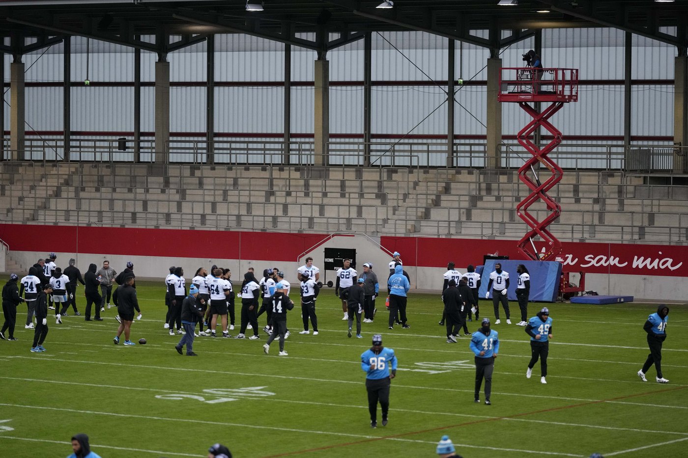 Germany's legion of NFL fans welcomes the 2-7 Giants and Panthers after Brady and Mahomes | iNFOnews.ca Germany's legion of NFL fans welcomes the 2-7 Giants and Panthers after Brady and Mahomes | iNFOnews.ca