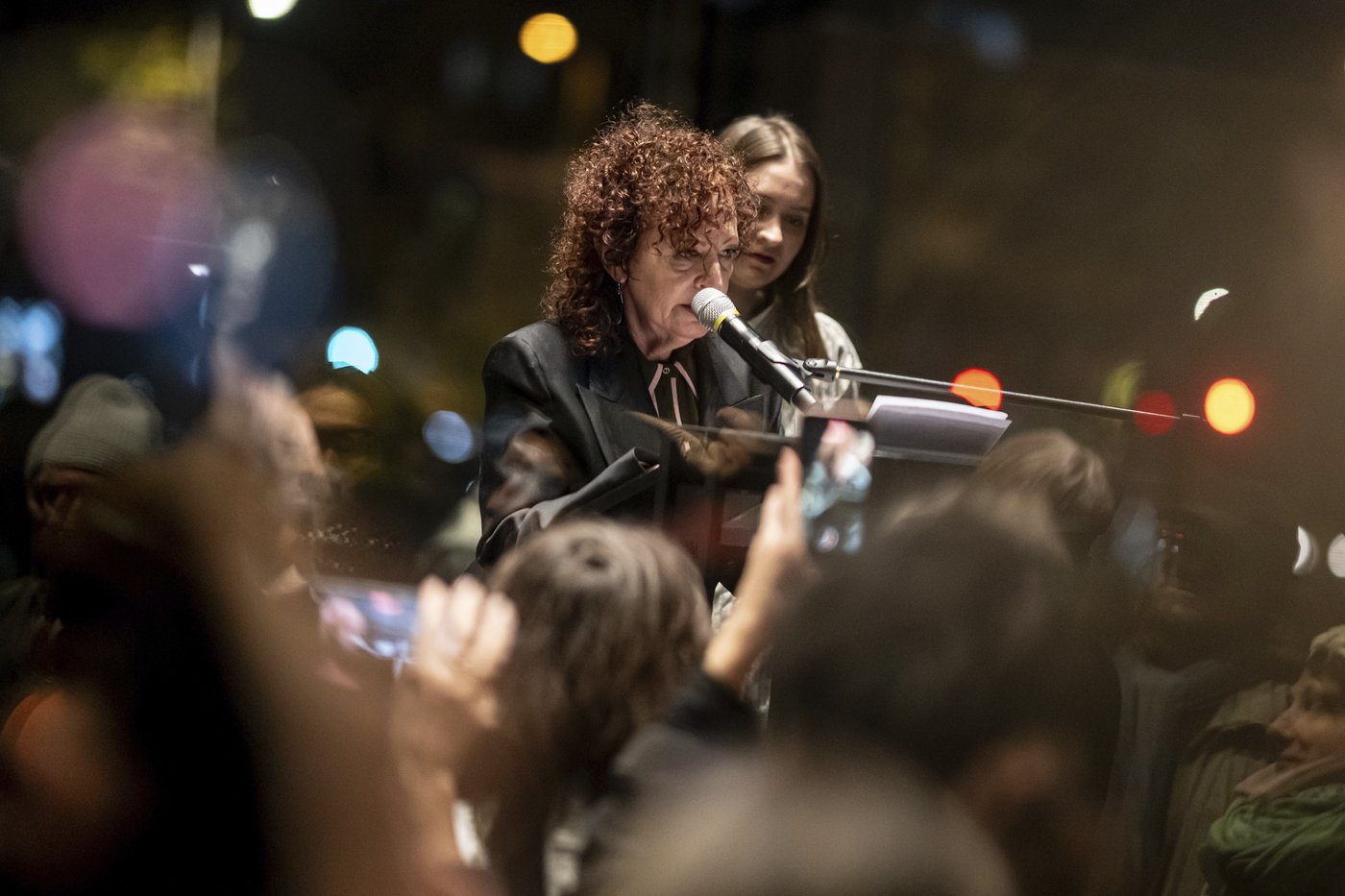 American photographer Nan Goldin opens exhibition in Berlin with fiery speech against Israel | iNFOnews.ca American photographer Nan Goldin opens exhibition in Berlin with fiery speech against Israel | iNFOnews.ca