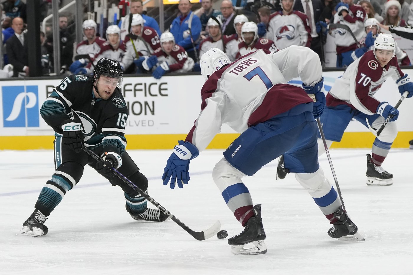 Kiviranta scores twice in 3rd, Blackwood gets win over former team as Avalanche beat Sharks 4-2 | iNFOnews.ca