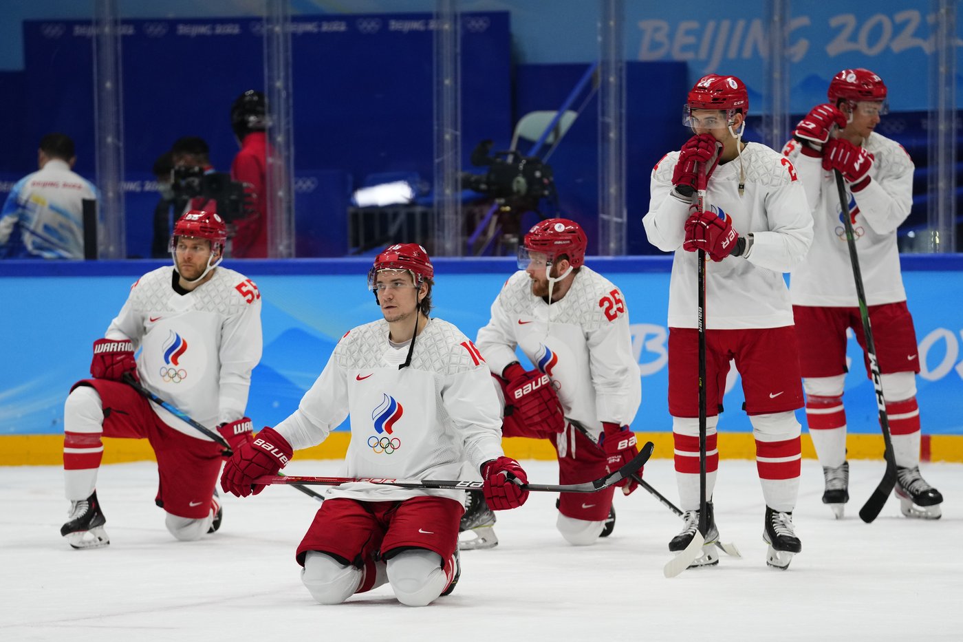 Russia and Belarus remain banned from ice hockey tournaments until at least May 2026 | iNFOnews.ca