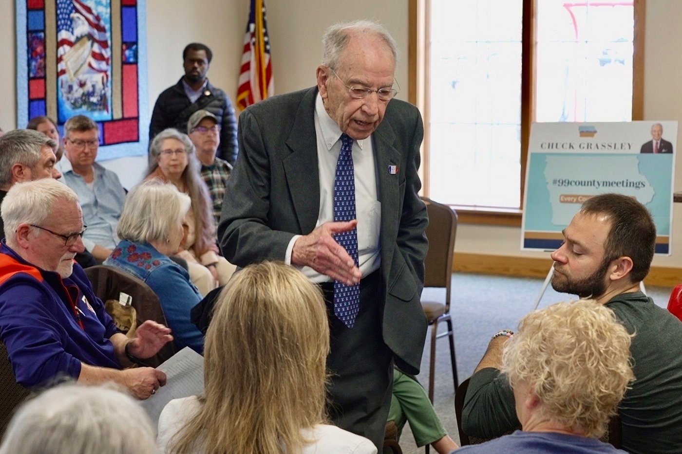 Iowa town hall attendees turn on each other as Sen. Grassley faces heated questions | iNFOnews.ca Iowa town hall attendees turn on each other as Sen. Grassley faces heated questions | iNFOnews.ca