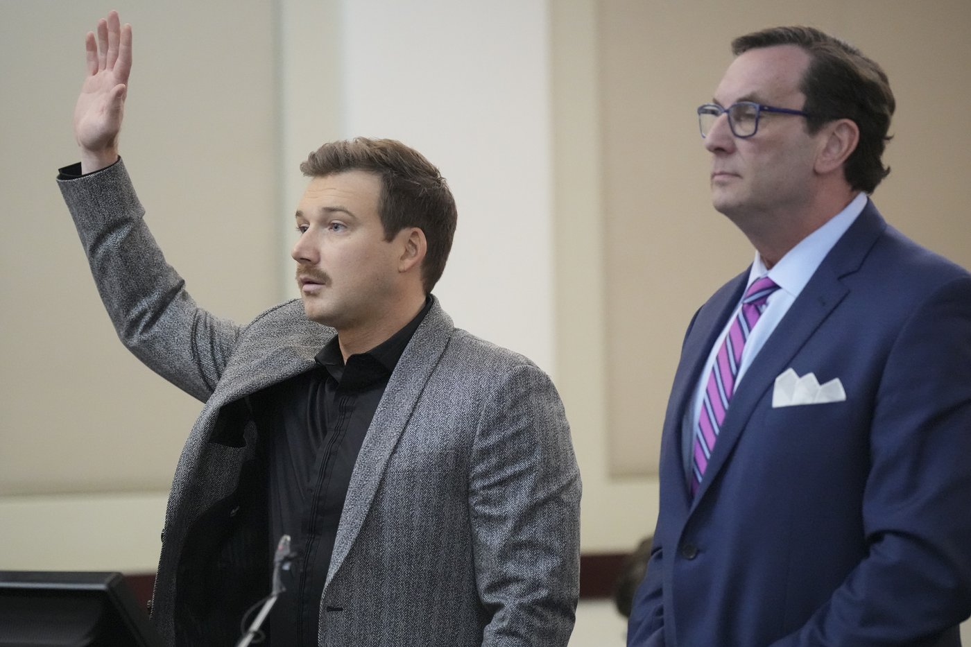 Country star Morgan Wallen sentenced in chair-throwing case | iNFOnews.ca