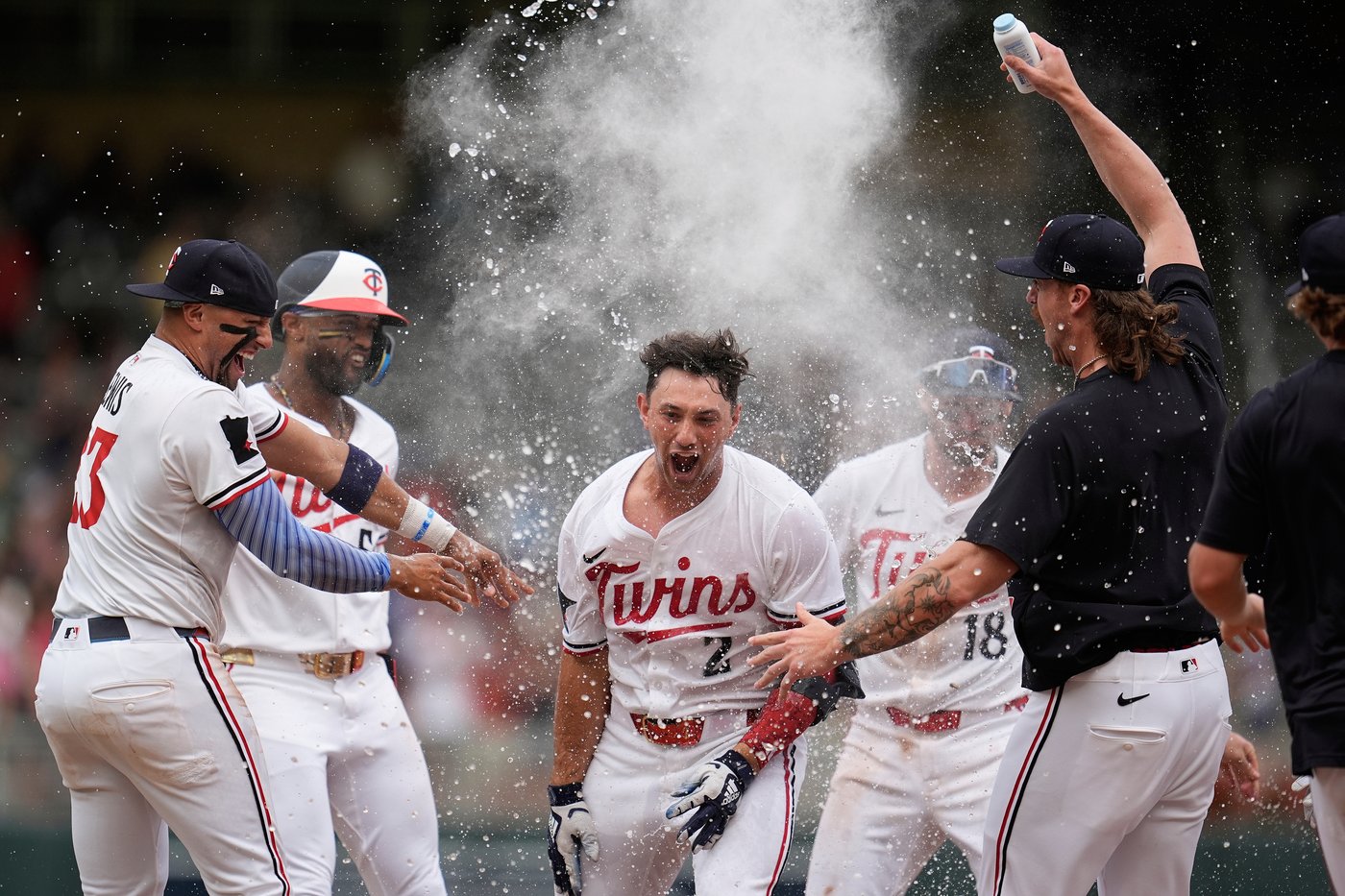 Brooks Lee's walk-off bunt single lifts Twins to 6-5 win over Rays | iNFOnews.ca Brooks Lee's walk-off bunt single lifts Twins to 6-5 win over Rays | iNFOnews.ca