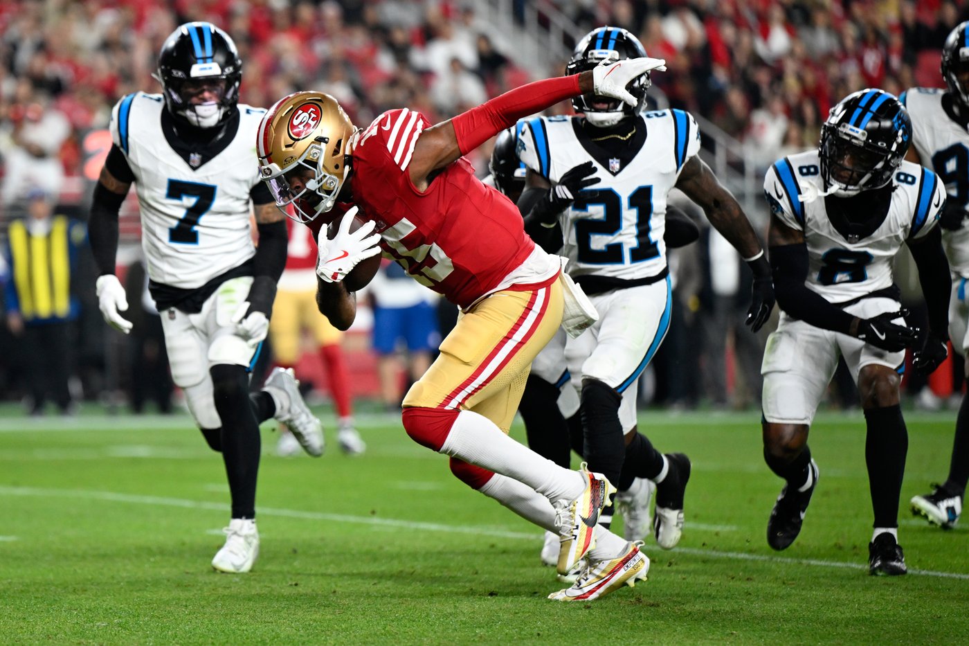 Jauan Jennings throws punch at Tre'Von Moehrig after cheap shot in 49ers' win over Panthers | iNFOnews.ca Jauan Jennings throws punch at Tre'Von Moehrig after cheap shot in 49ers' win over Panthers | iNFOnews.ca