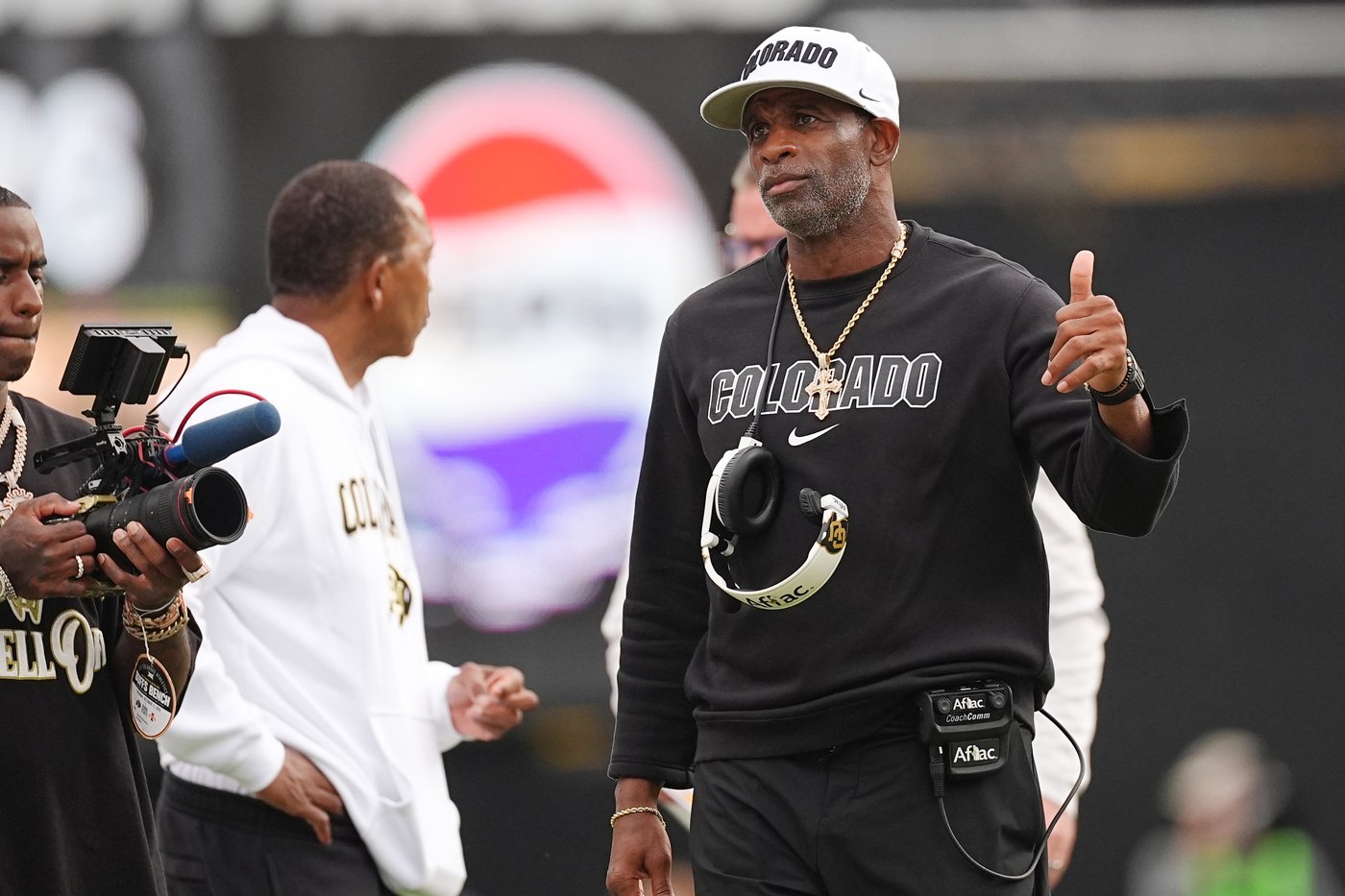 Deion Sanders marvels at Shohei Ohtani's 'unbelievable' performance as LA returns to World Series | iNFOnews.ca Deion Sanders marvels at Shohei Ohtani's 'unbelievable' performance as LA returns to World Series | iNFOnews.ca