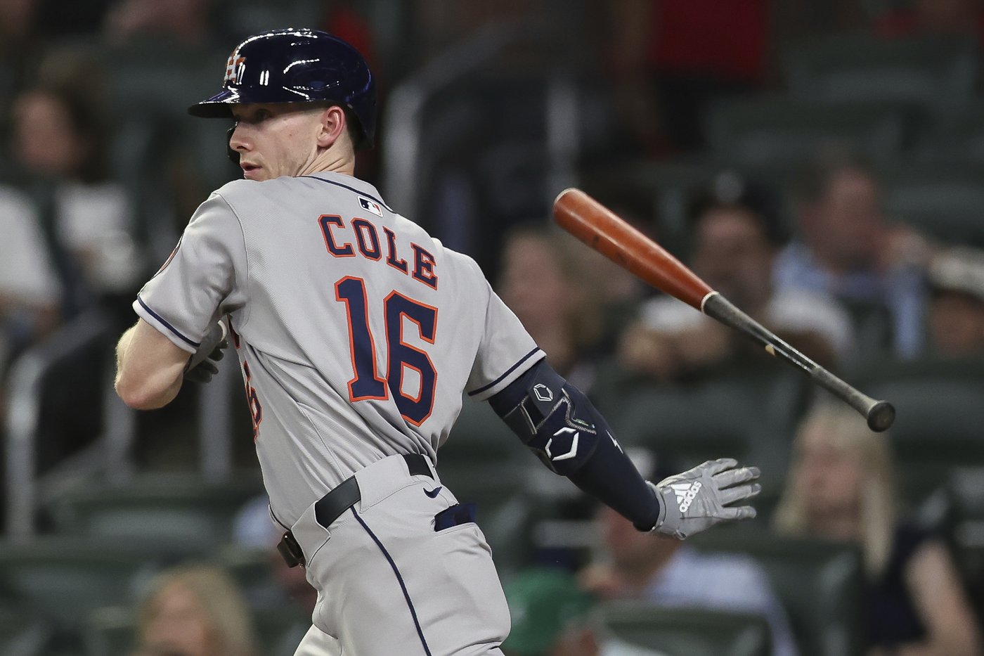 Astros crush Braves 11-3 as Zach Cole homers in first MLB at-bat | iNFOnews.ca Astros crush Braves 11-3 as Zach Cole homers in first MLB at-bat | iNFOnews.ca
