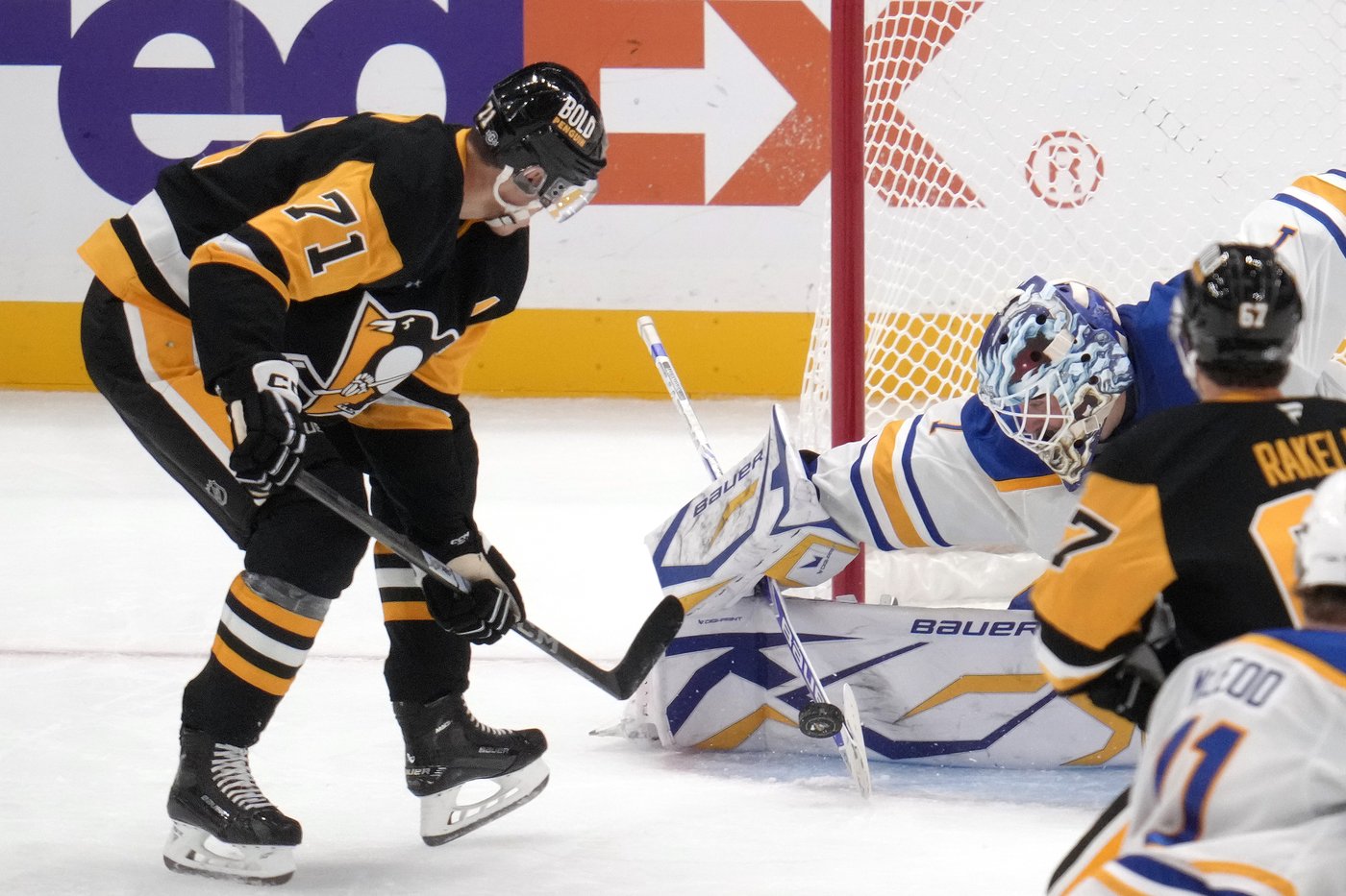 Malkin, Crosby share another milestone night together in Pittsburgh | iNFOnews.ca