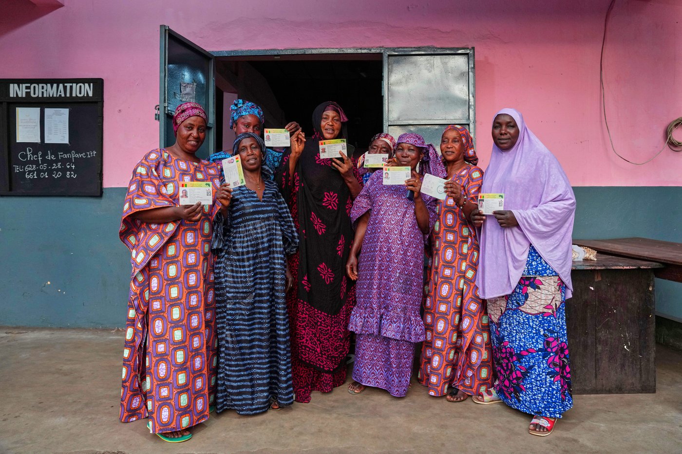 Guineans vote 'yes' in referendum that could allow leader of country’s junta to run for president | iNFOnews.ca Guineans vote 'yes' in referendum that could allow leader of country’s junta to run for president | iNFOnews.ca