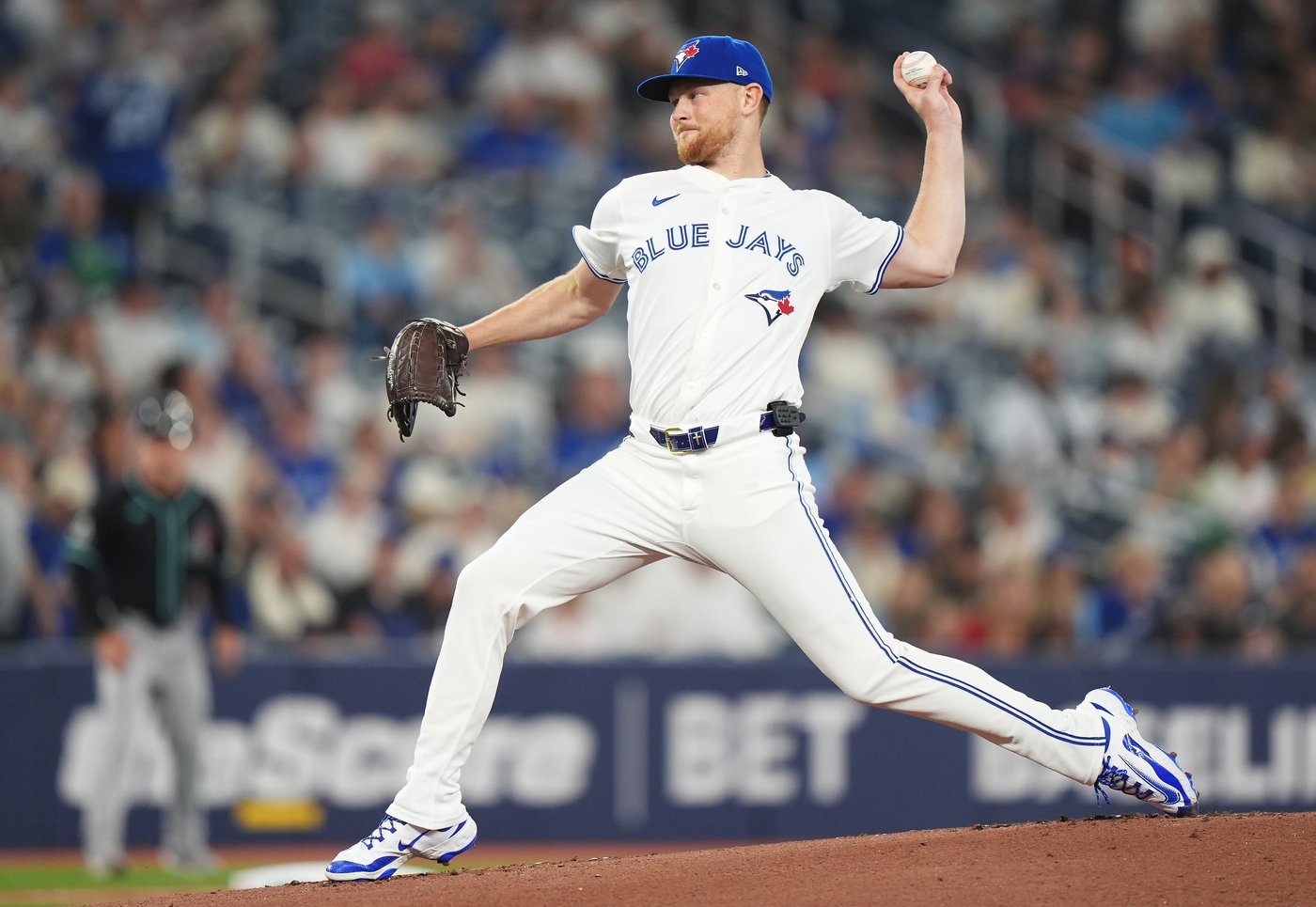 Blue Jays starter Eric Lauer in form as Toronto dumps Arizona 8-1 | iNFOnews.ca Blue Jays starter Eric Lauer in form as Toronto dumps Arizona 8-1 | iNFOnews.ca