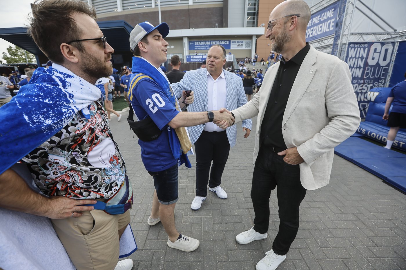 CFL commissioner takes notes from 'fantastic' Bombers atmosphere on league-wide tour | iNFOnews.ca