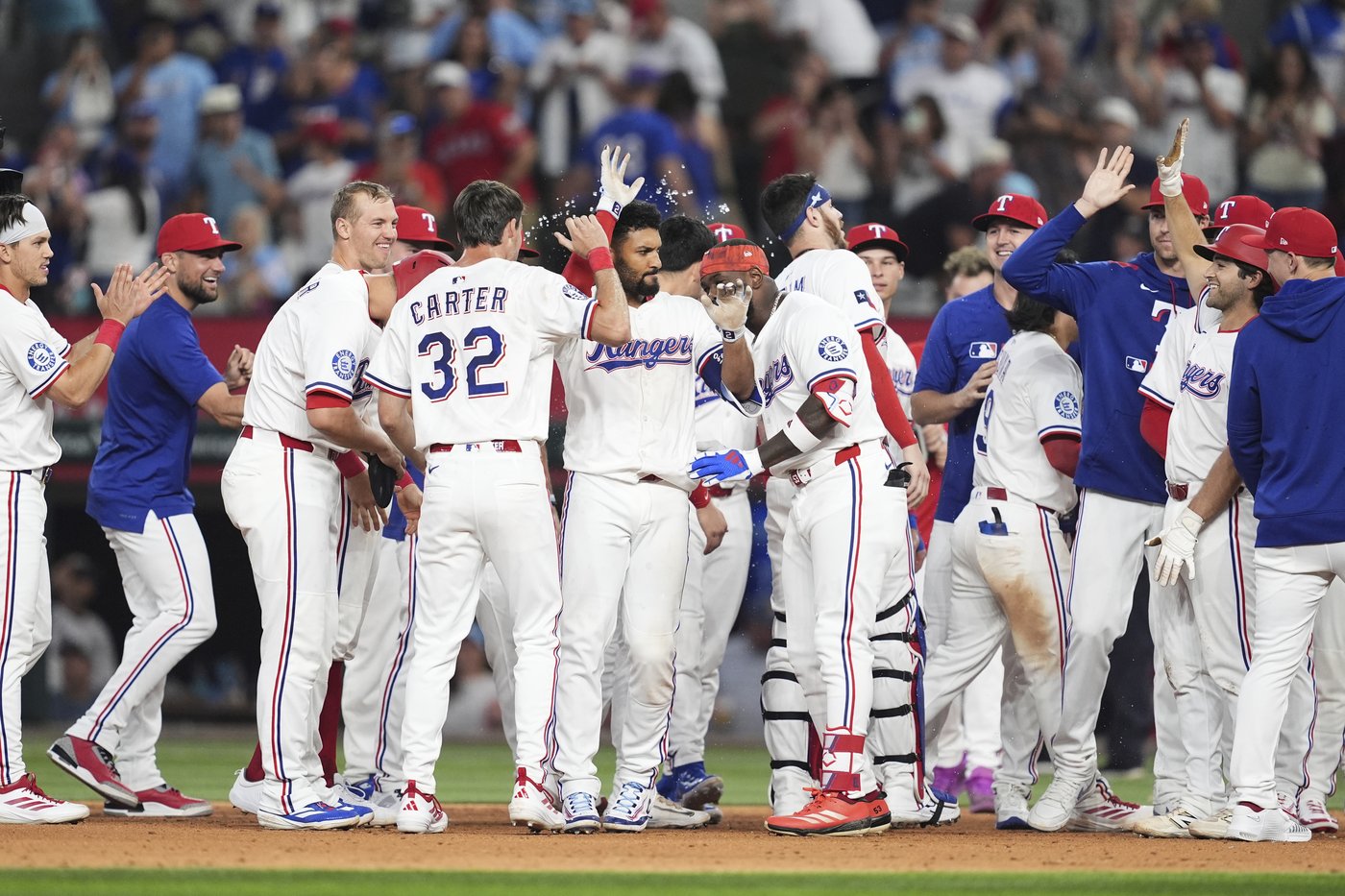 Semien has RBI single in 10th as Rangers beat Mariners 3-2 | iNFOnews.ca Semien has RBI single in 10th as Rangers beat Mariners 3-2 | iNFOnews.ca