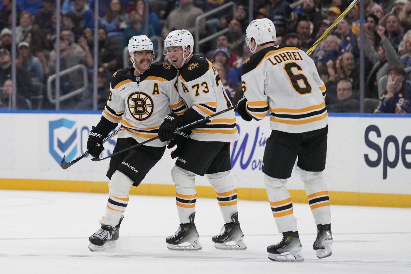 Pastrnak's goal completes rally as Bruins come back to stun Blues 3-2 | iNFOnews.ca Pastrnak's goal completes rally as Bruins come back to stun Blues 3-2 | iNFOnews.ca