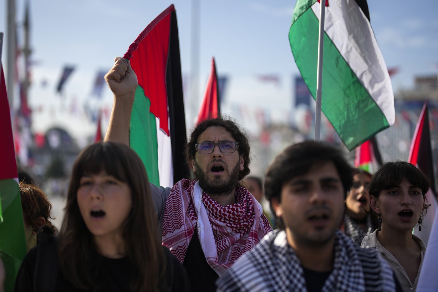 Thousands join pro-Palestinian rallies around the globe as Oct. 7 anniversary nears | iNFOnews.ca Thousands join pro-Palestinian rallies around the globe as Oct. 7 anniversary nears | iNFOnews.ca