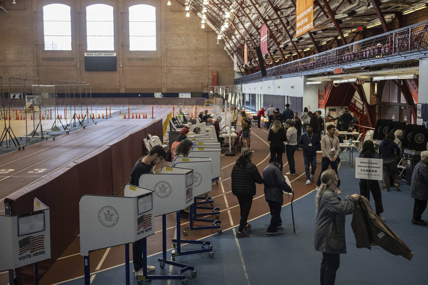 New York voters pass constitution change that supporters say will protect abortion and trans rights | iNFOnews.ca