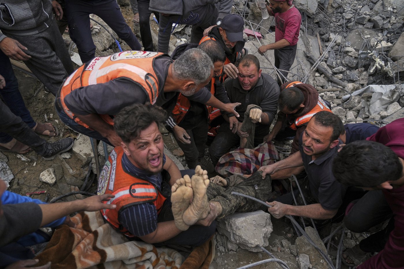 Israel intensifies strikes across Gaza on Palm Sunday and hits a hospital in the north | iNFOnews.ca