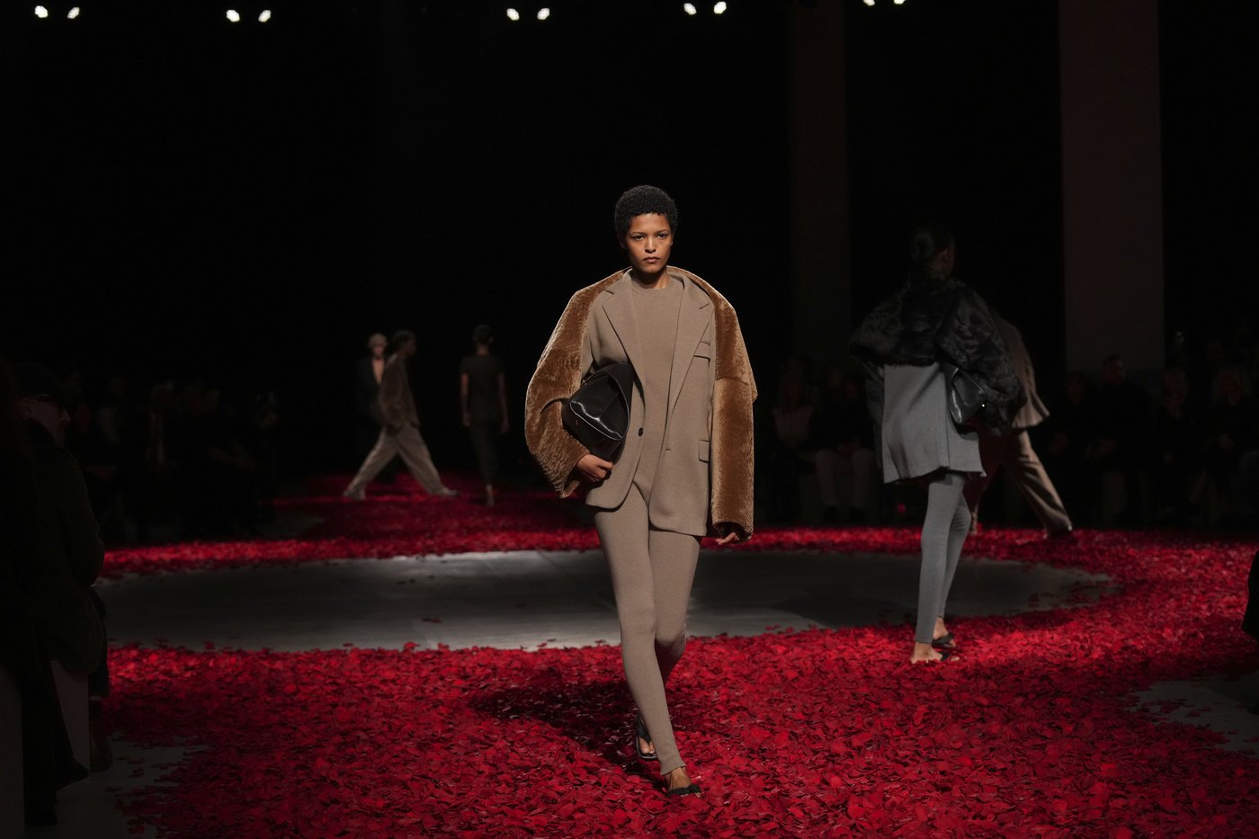 Ferragamo pops red with a Milan collection inspired by the world of dance | iNFOnews.ca