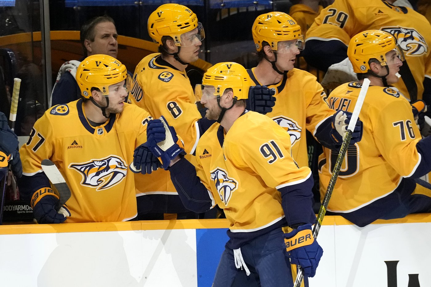 Svechkov scores in OT as Predators rally to beat Islanders 7-6 to end six-game skid | iNFOnews.ca