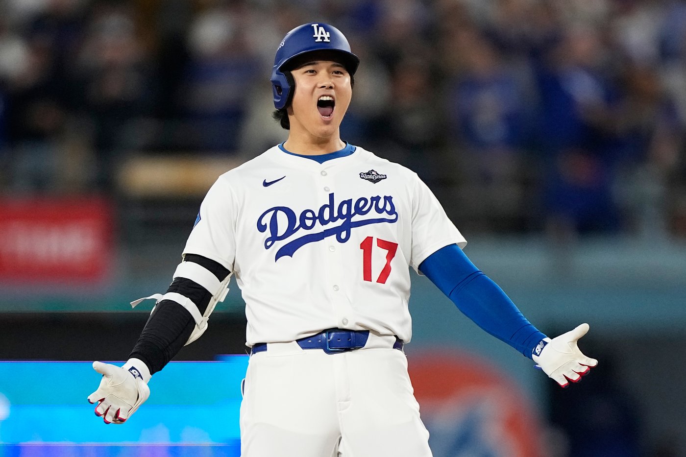 Another big Sho: Ohtani hits 2 homers, ties record with 4 extra-base hits in World Series Game 3 | iNFOnews.ca Another big Sho: Ohtani hits 2 homers, ties record with 4 extra-base hits in World Series Game 3 | iNFOnews.ca