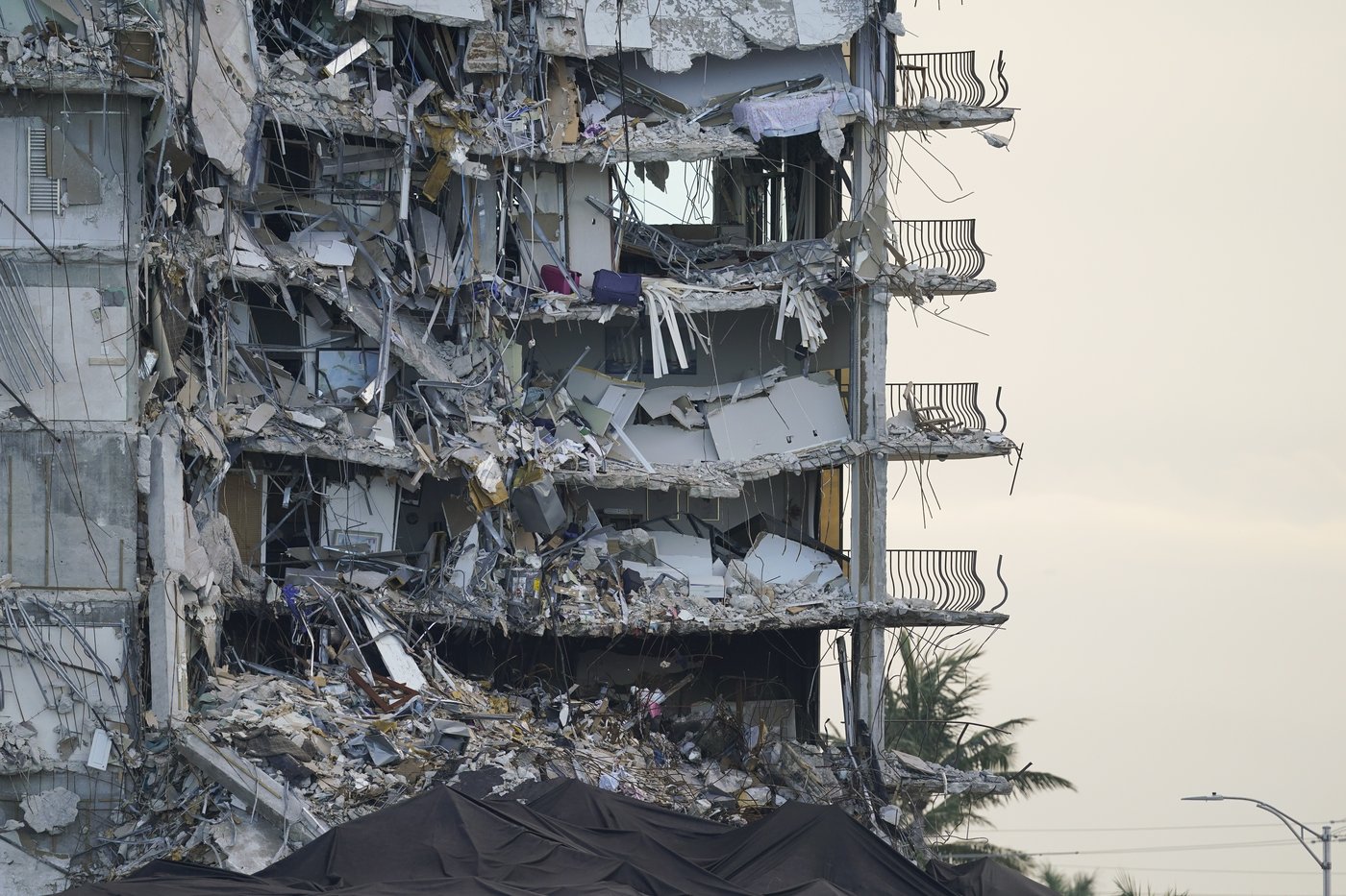 Investigation into Florida condo collapse is expected to finish in 2026 | iNFOnews.ca