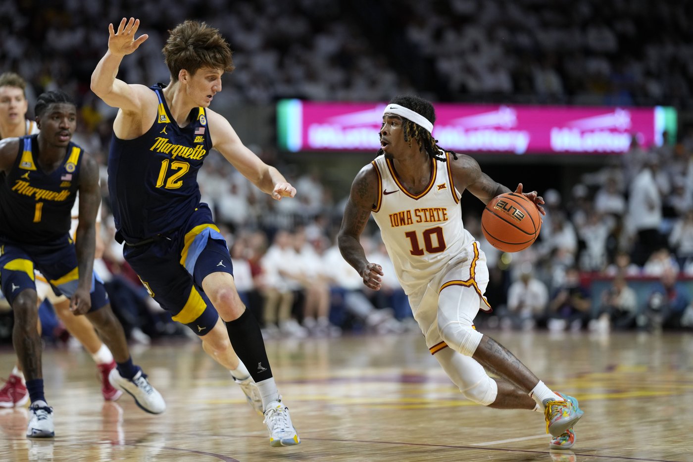 Keshon Gilbert scores 24 points to lead No. 6 Iowa State past No. 5 Marquette 81-70 | iNFOnews.ca Keshon Gilbert scores 24 points to lead No. 6 Iowa State past No. 5 Marquette 81-70 | iNFOnews.ca