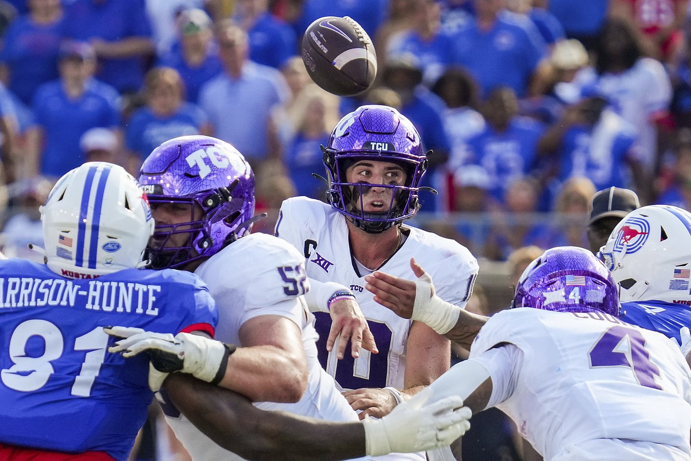 SMU gets 4 TDs from Smith and three more with offense watching, beats TCU 66-42 after Dykes ejected | iNFOnews.ca