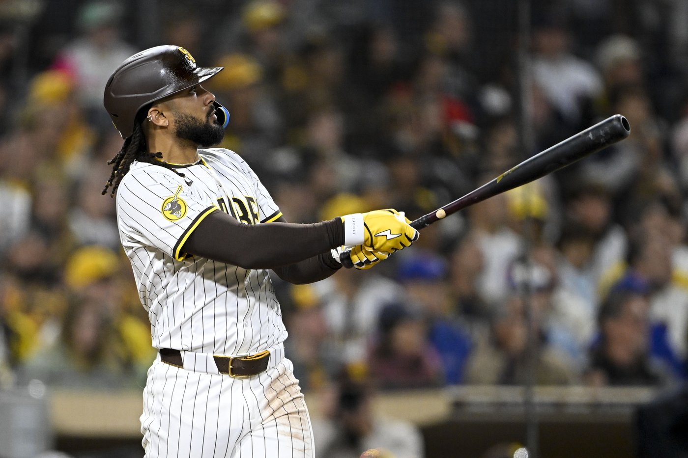 Tatis homers twice as Padres beat Cubs 10-4 to improve to 11-0 at home | iNFOnews.ca