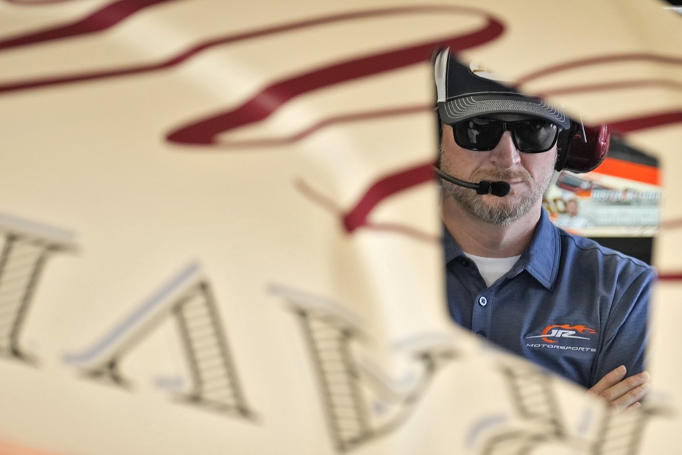 With tears flowing, Dale Earnhardt Jr. gets another shot at the Daytona 500 as a team owner | iNFOnews.ca