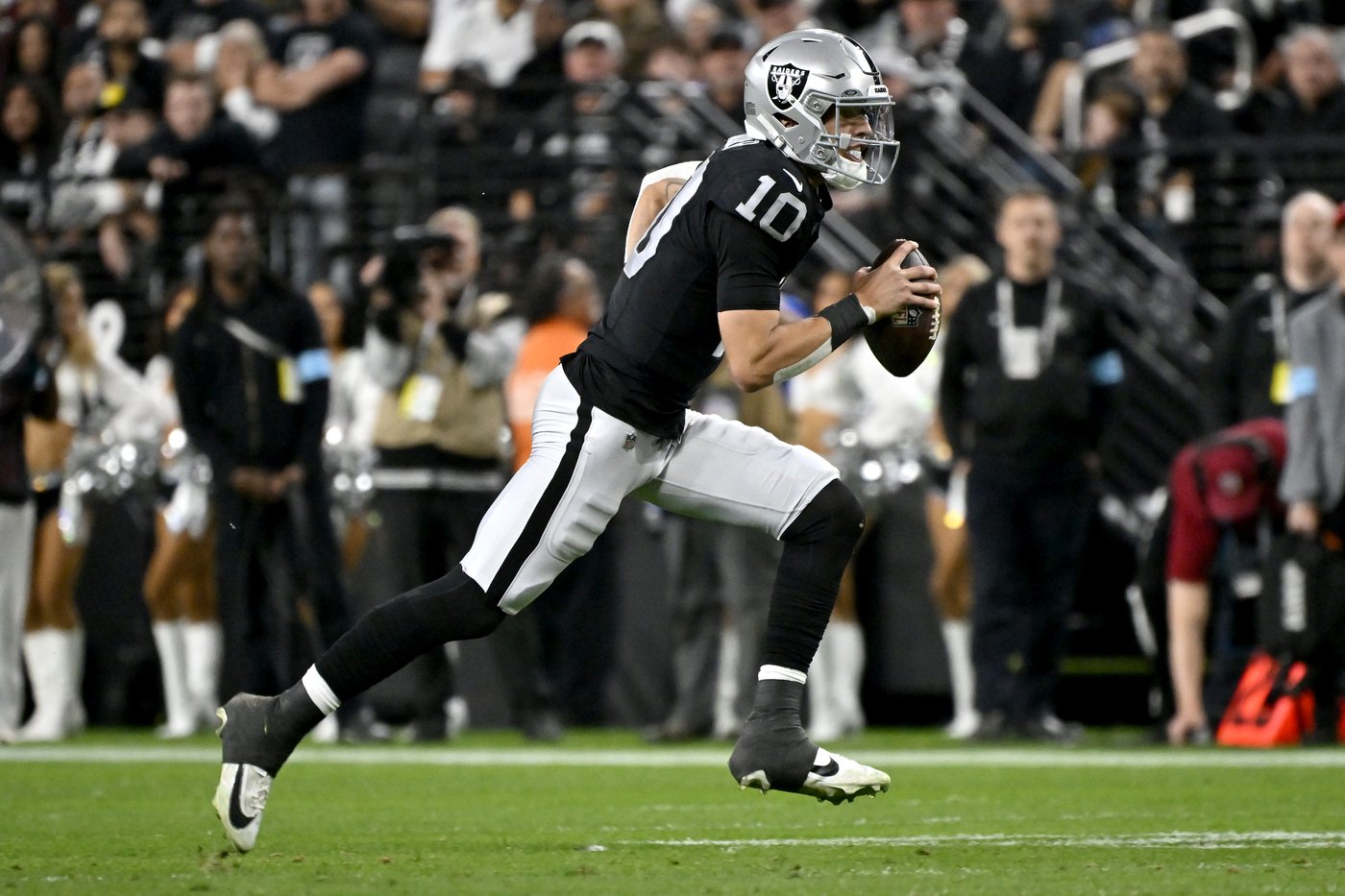 Cousins and Falcons do just enough to beat Raiders 15-9 and keep pace with Bucs in NFC South | iNFOnews.ca Cousins and Falcons do just enough to beat Raiders 15-9 and keep pace with Bucs in NFC South | iNFOnews.ca