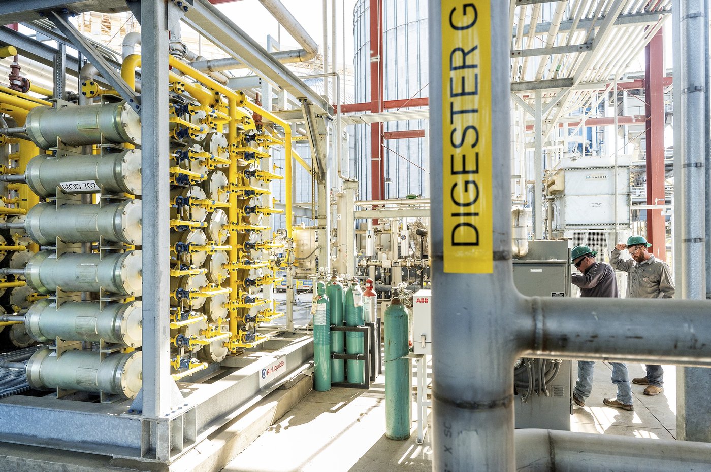 California air regulators approve changes to climate program that could raise gas prices | iNFOnews.ca