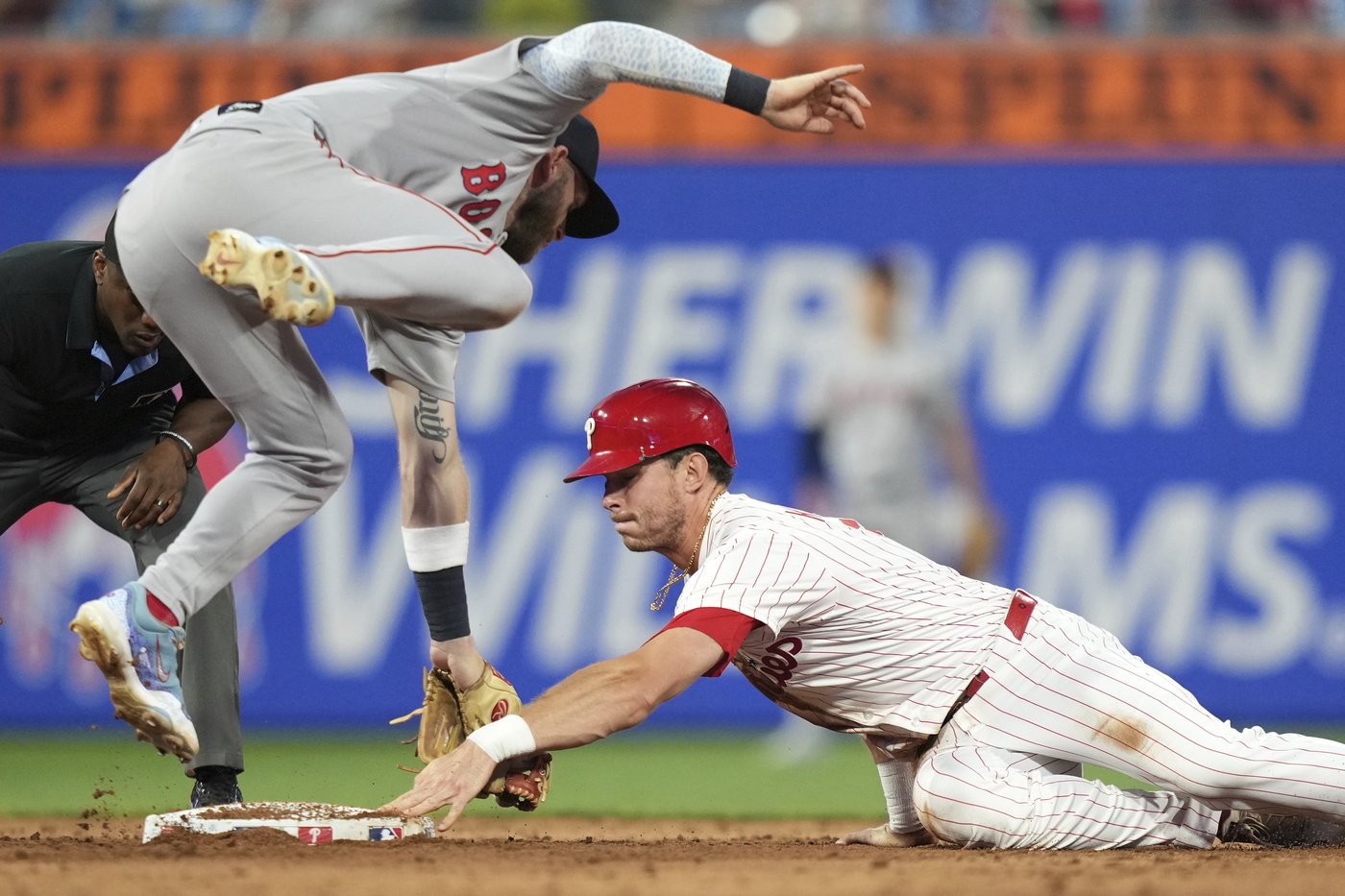 Sanchez allows 4 hits in a complete-game victory as the Phillies beat the Red Sox 4-1 | iNFOnews.ca Sanchez allows 4 hits in a complete-game victory as the Phillies beat the Red Sox 4-1 | iNFOnews.ca