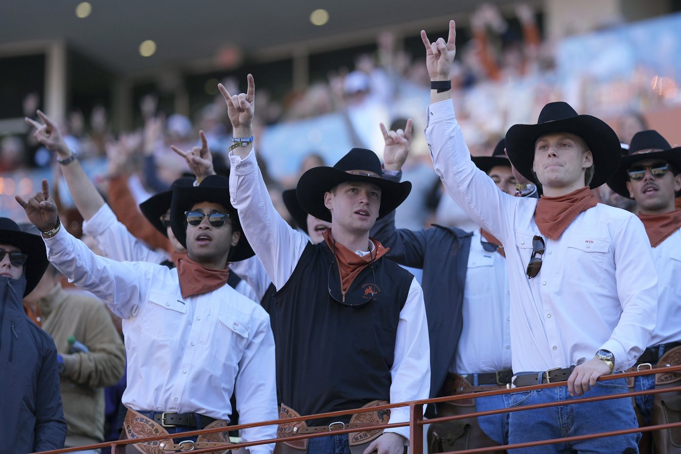 College playoffs looks for good matchups after snoozy first round of blowouts | iNFOnews.ca College playoffs looks for good matchups after snoozy first round of blowouts | iNFOnews.ca